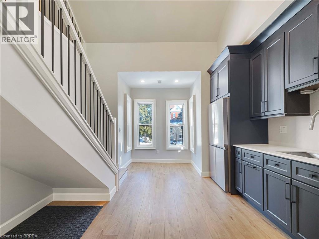 45 SYDENHAM Street Unit# 1