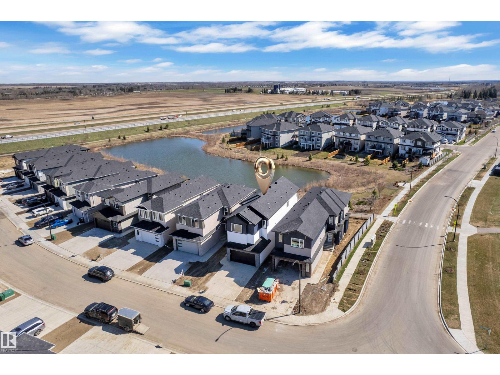 3 AXELWOOD CR