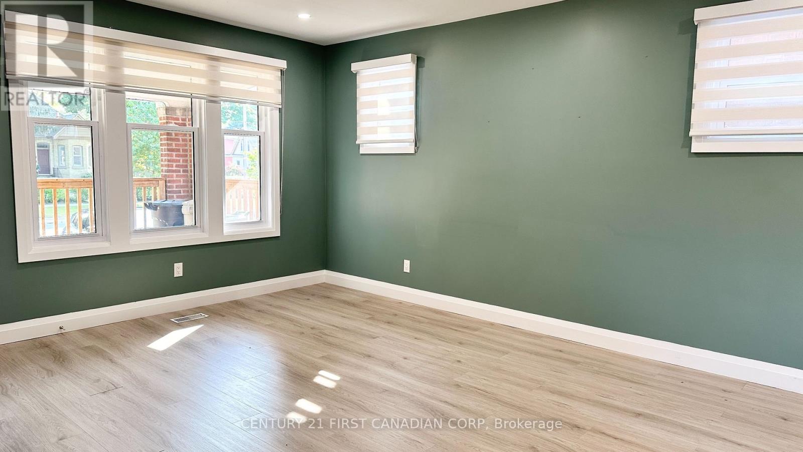 1 - 693 COLBORNE STREET