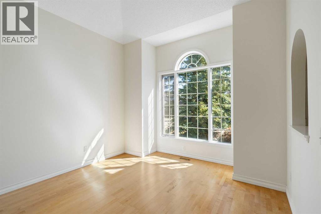 156 Macewan Park Green NW