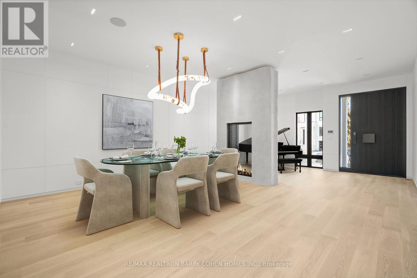 595 BROADWAY AVENUE