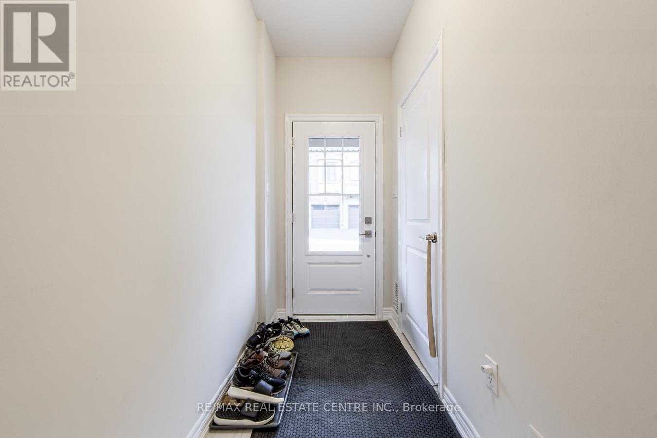 128 - 10 BIRMINGHAM DRIVE