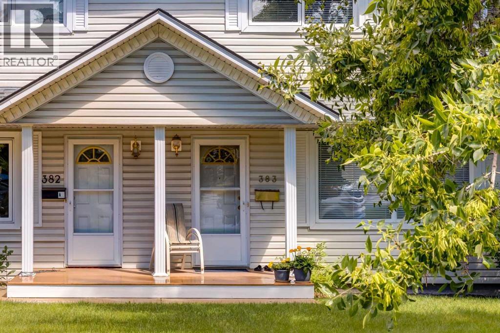 383 Killarney Glen Court SW