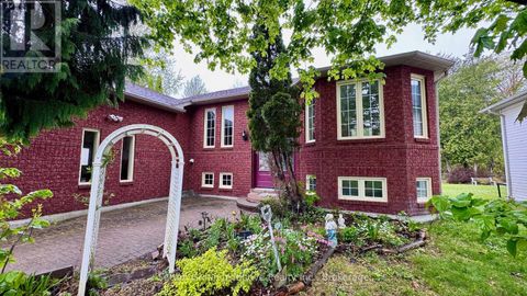 4 BUSH CRESCENT Wasaga Beach ON L9Z1M2