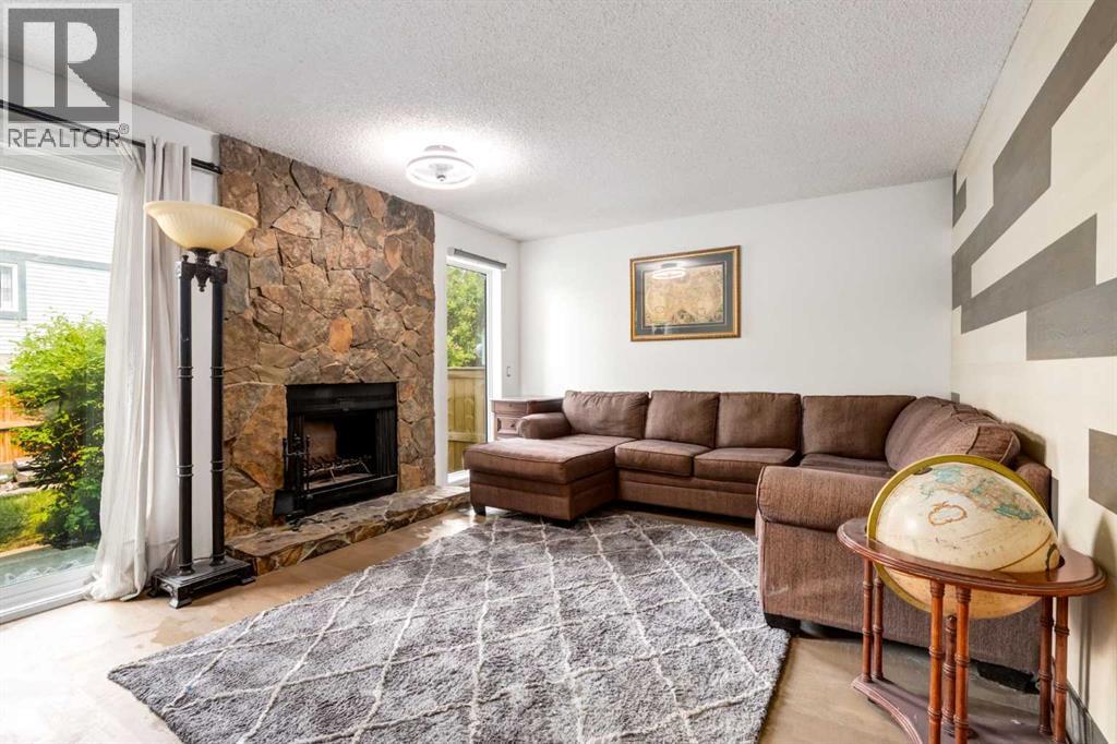 112, 1190 Ranchview Road NW