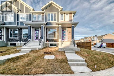 409 Clydesdale Avenue Cochrane AB T4C2Y6