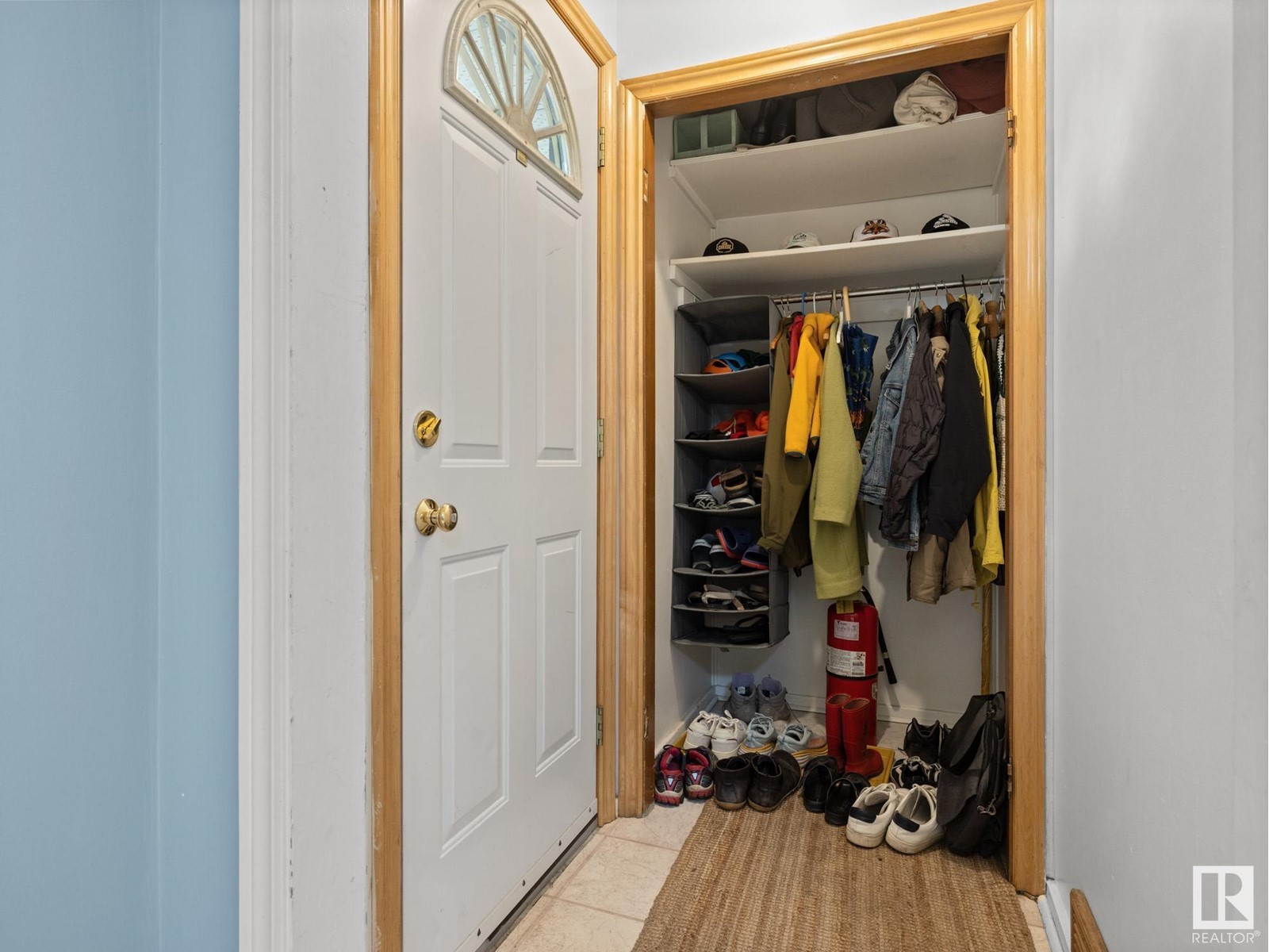 9734 71 AV NW