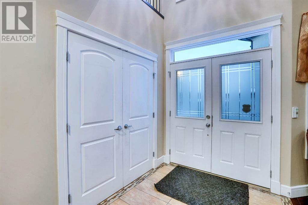 17 Saddlelake Lane NE