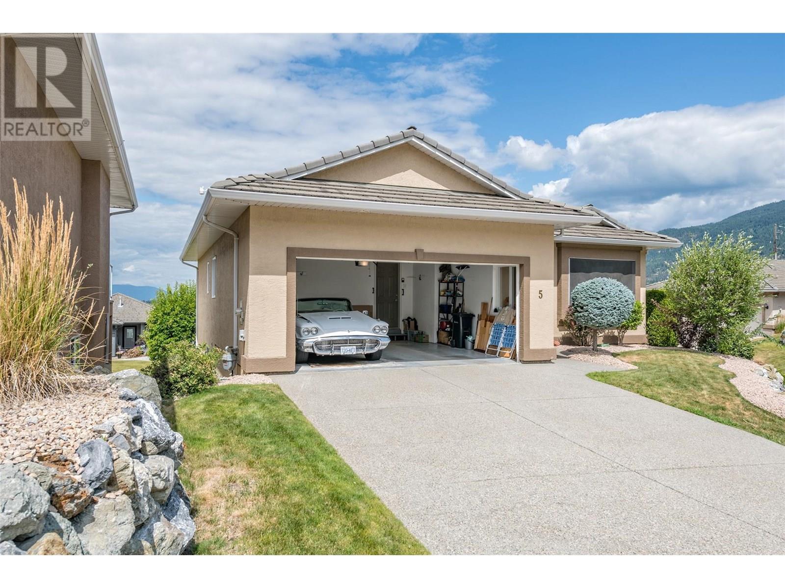 5 Quail Vista Place