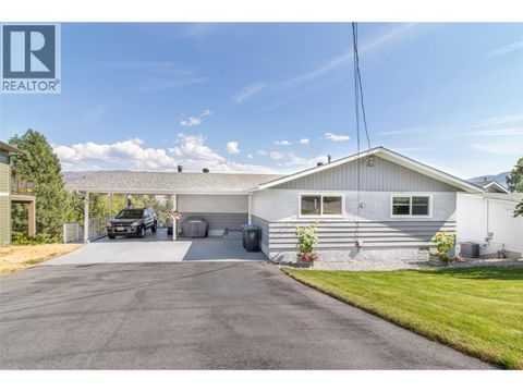 6335 Topham Place Peachland BC V0H1X0