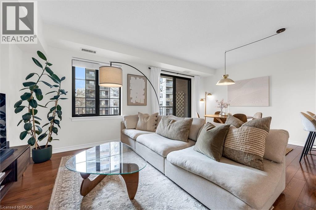 47 CAROLINE Street N Unit# 409