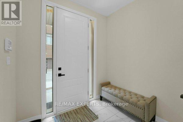 87 DE LA ROCHE DRIVE N