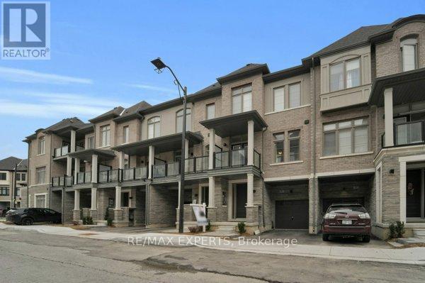 87 DE LA ROCHE DRIVE N