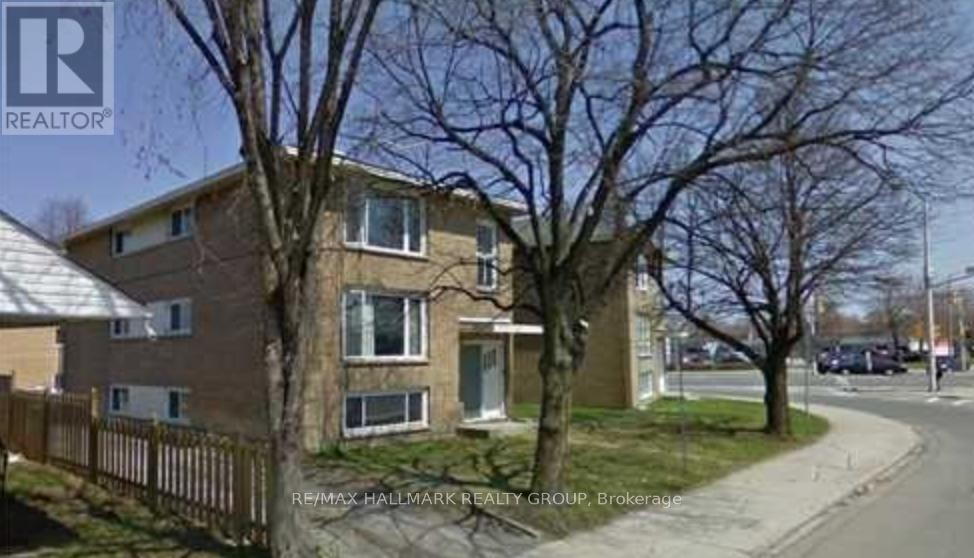 Photo 1 of 9 — 2 - 605 DONALD STREET Unit 2, Ottawa, ON K1K1L3