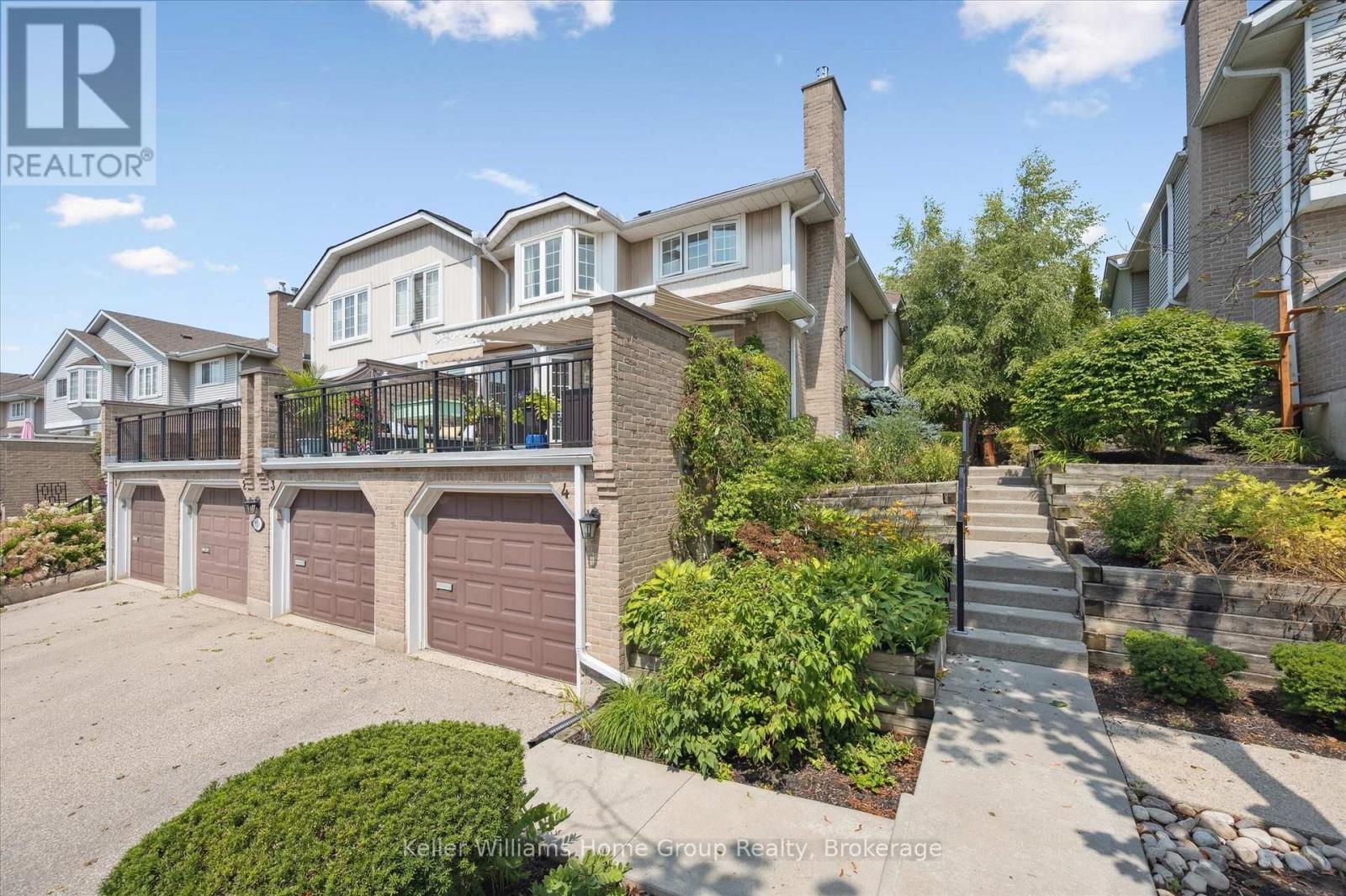 4 - 106 WOODLAWN ROAD E