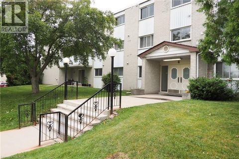6 WALTON Avenue Unit# 206 Kitchener ON N2C2B5