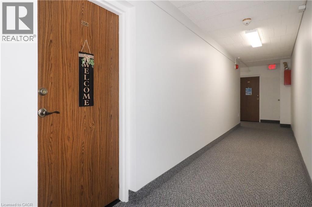 6 WALTON Avenue Unit# 206