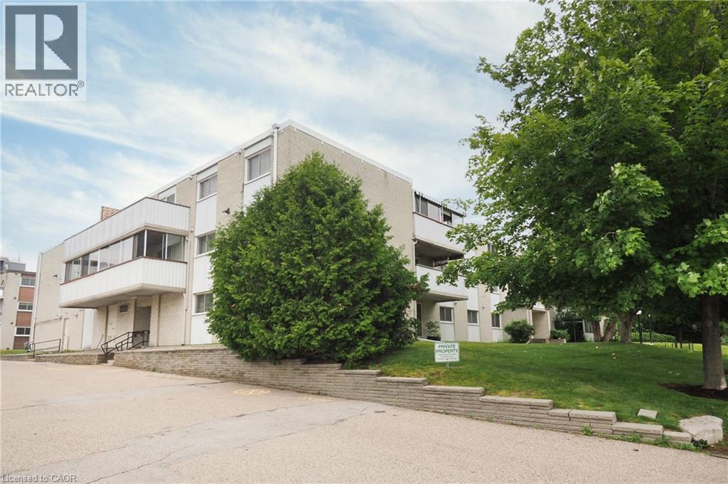 6 WALTON Avenue Unit# 206