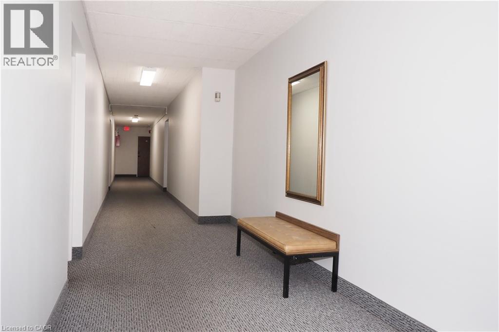 6 WALTON Avenue Unit# 206