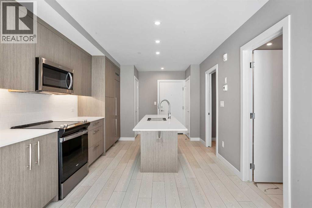 111, 310 15 Avenue SW