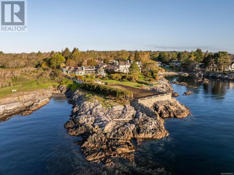2975 Beach Dr Oak Bay BC V8R6K9