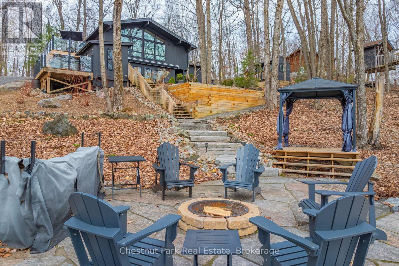 305 SALMON LAKE ROAD