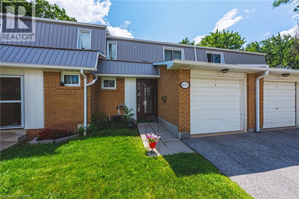 467 WOODVIEW Road Unit# 5
