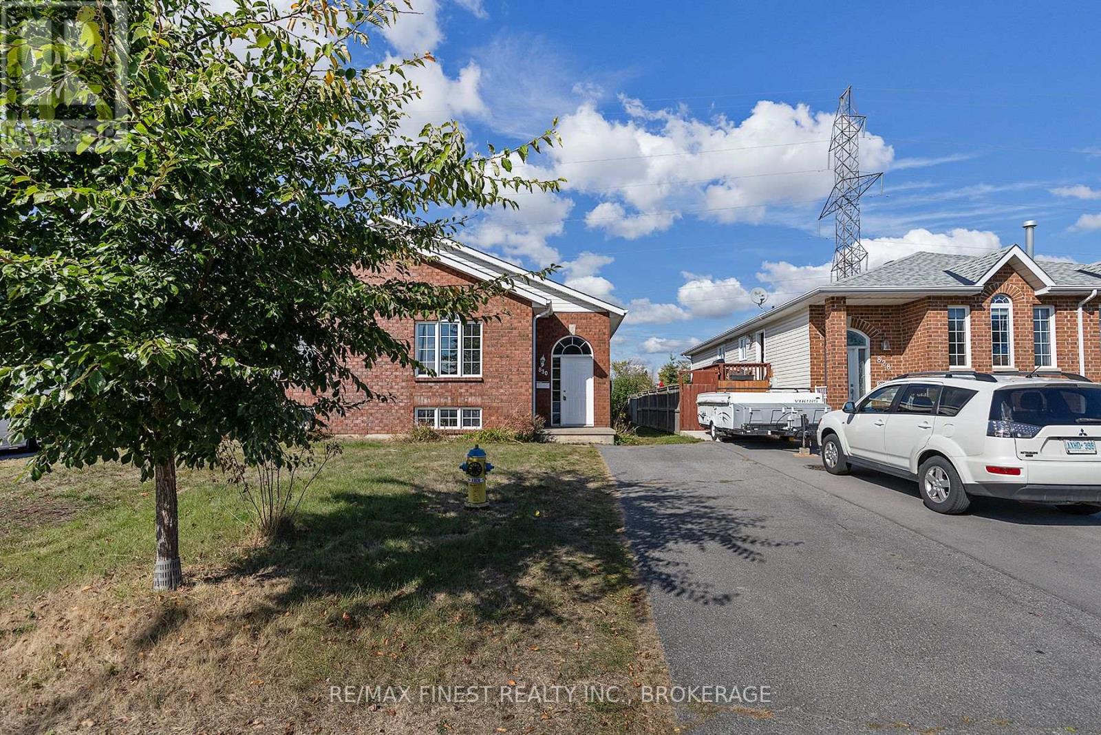 830 PEACHWOOD STREET