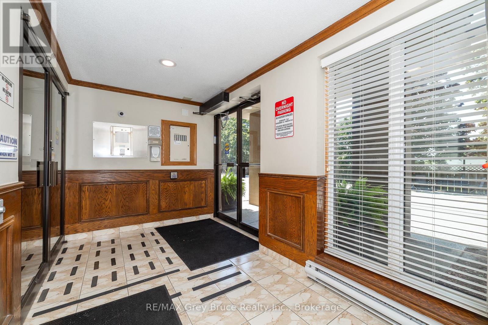 309 - 850 6TH STREET E