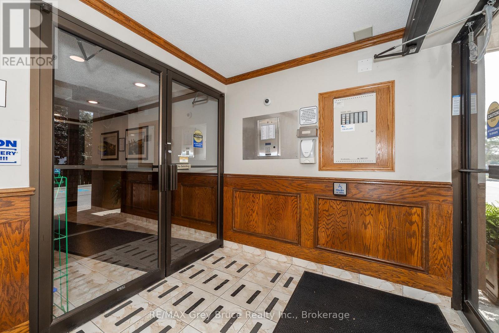 309 - 850 6TH STREET E