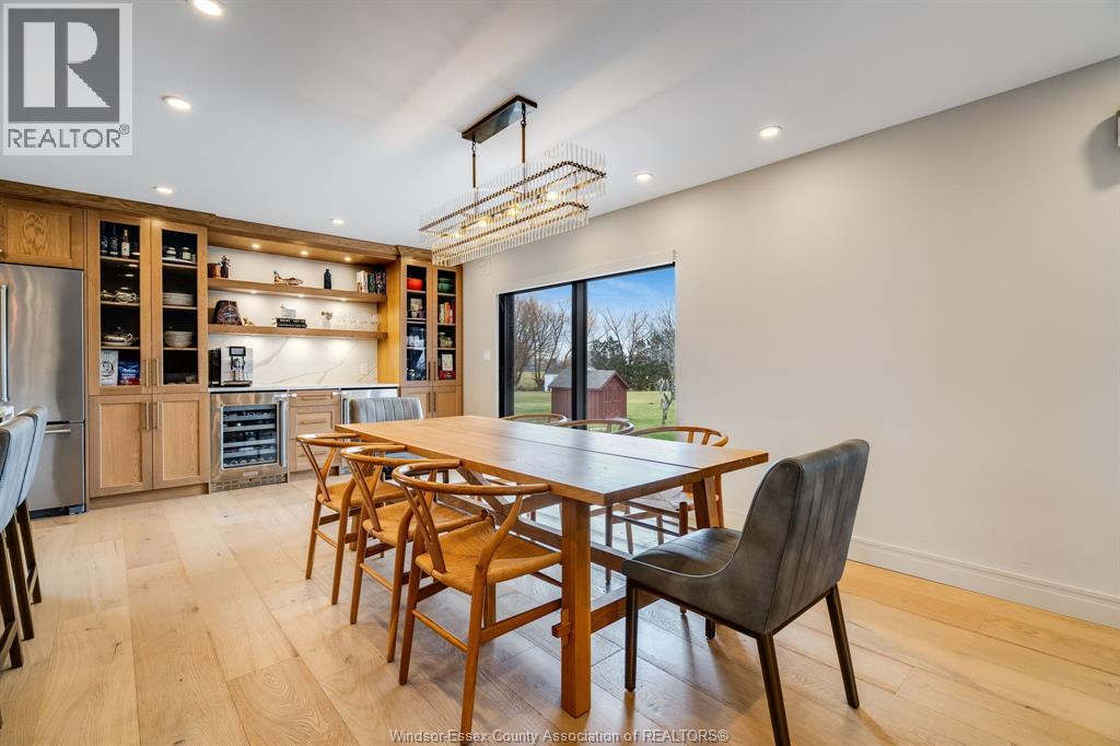 20 Elizabeth CRESCENT