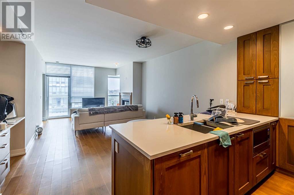 1522, 222 Riverfront Avenue SW