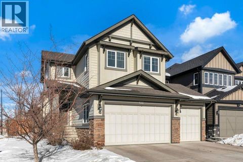 132 Auburn Sound Manor SE Calgary AB T3M0R6