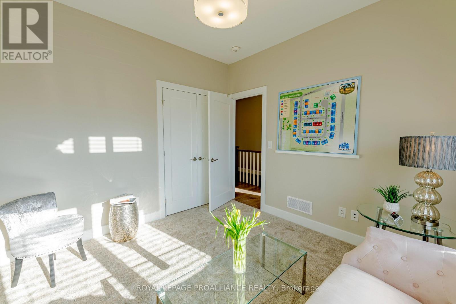 31 DOUGLAS MARSHALL CRESCENT
