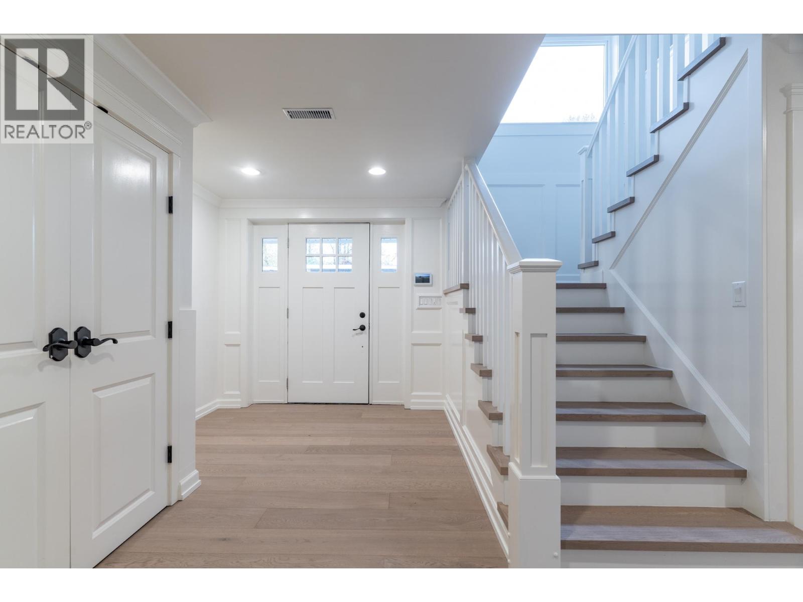 3653 ST. THOMAS STREET