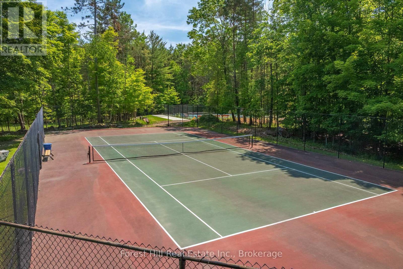 1054 FAIR-LEE PARK ROAD