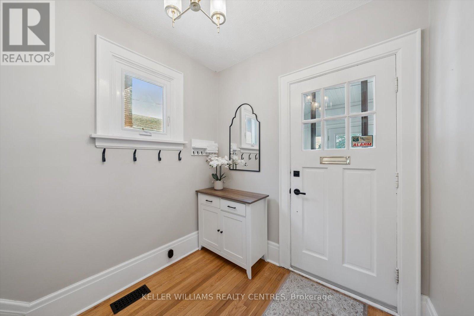 591 WOOLWICH STREET