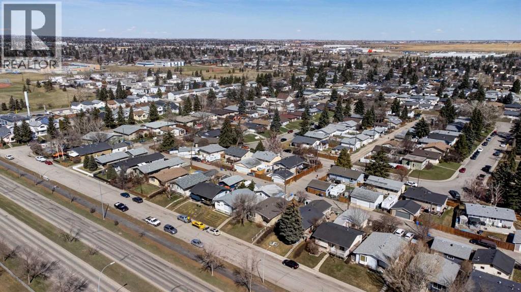 99 Dovercliffe Way SE