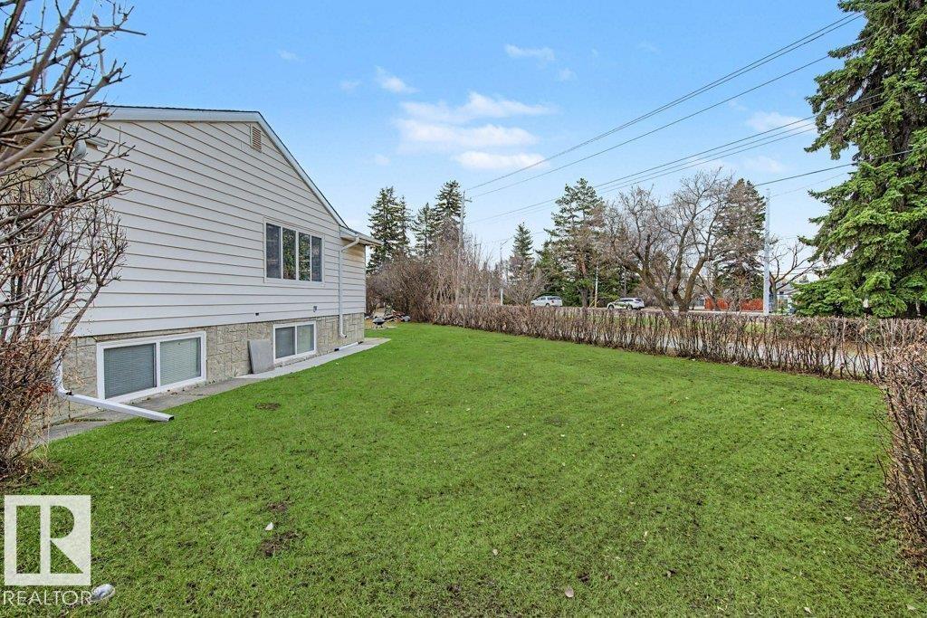 13583 107A AV NW