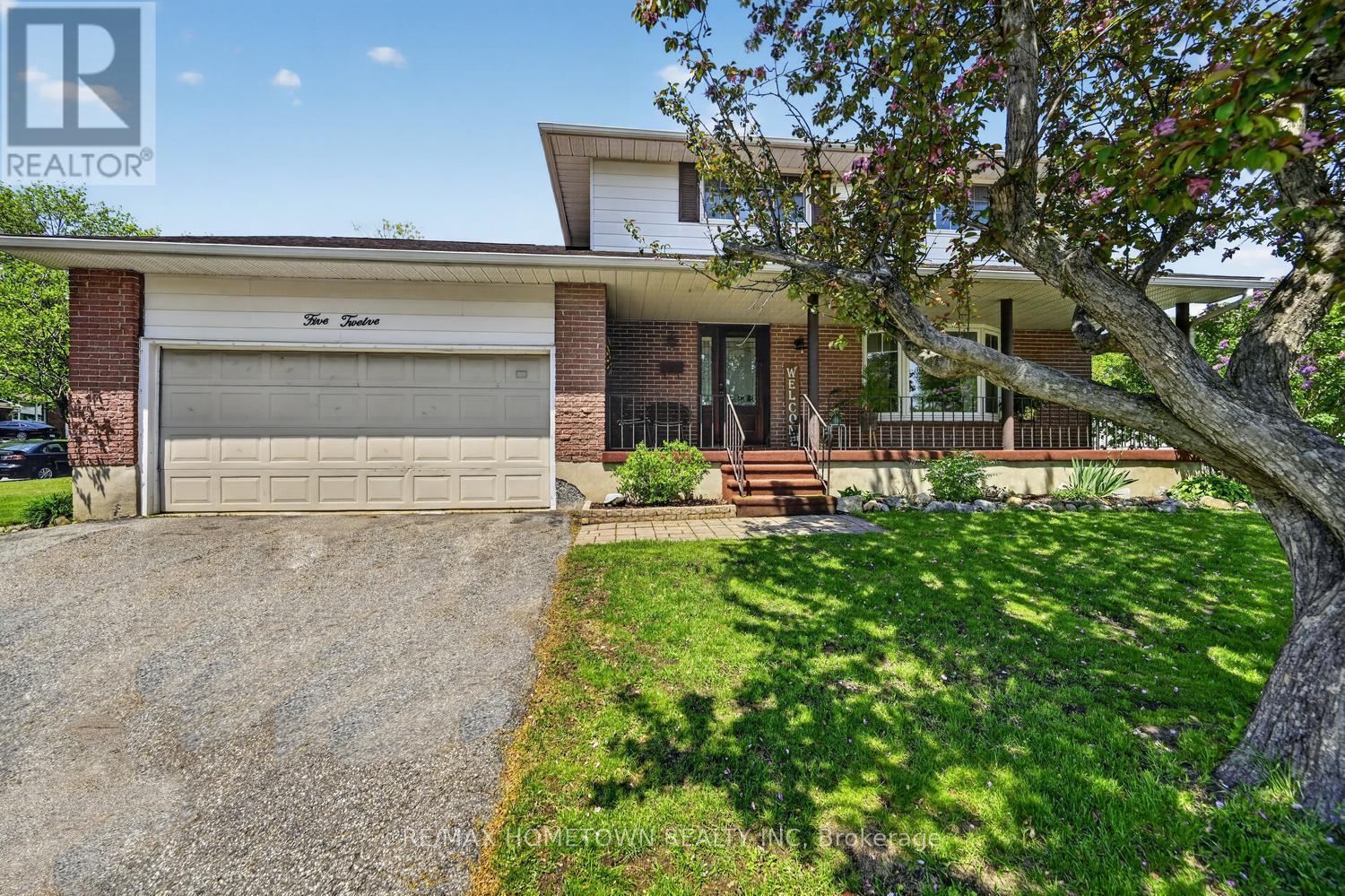 512 LAURIER BOULEVARD