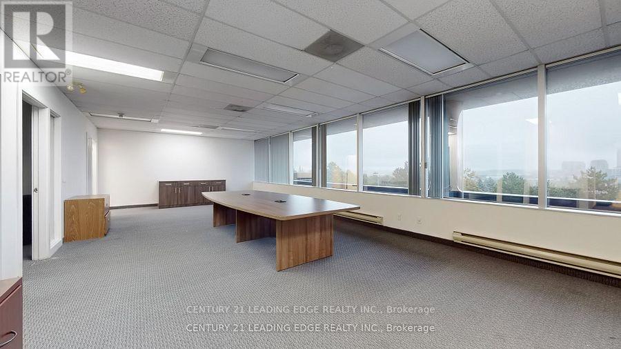 200 TOWN CENTRE BOULEVARD