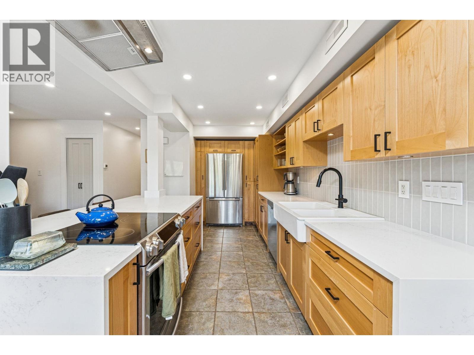 1053 OLD LILLOOET ROAD