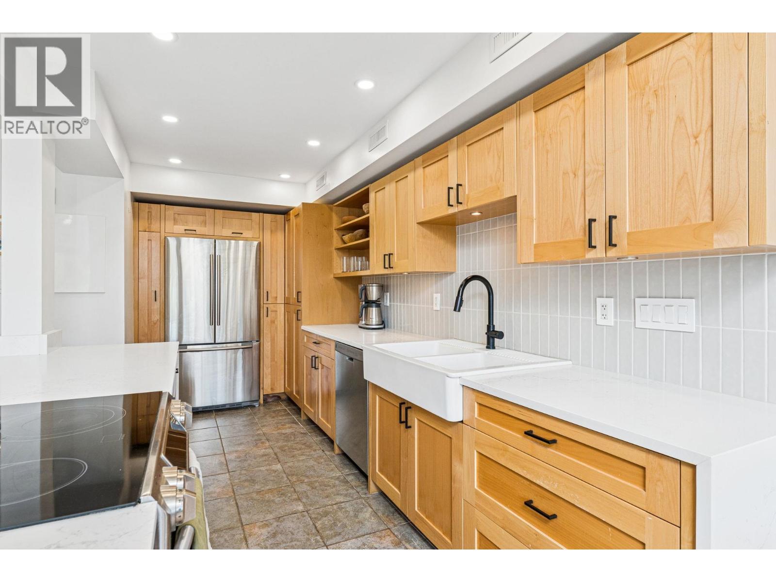 1053 OLD LILLOOET ROAD