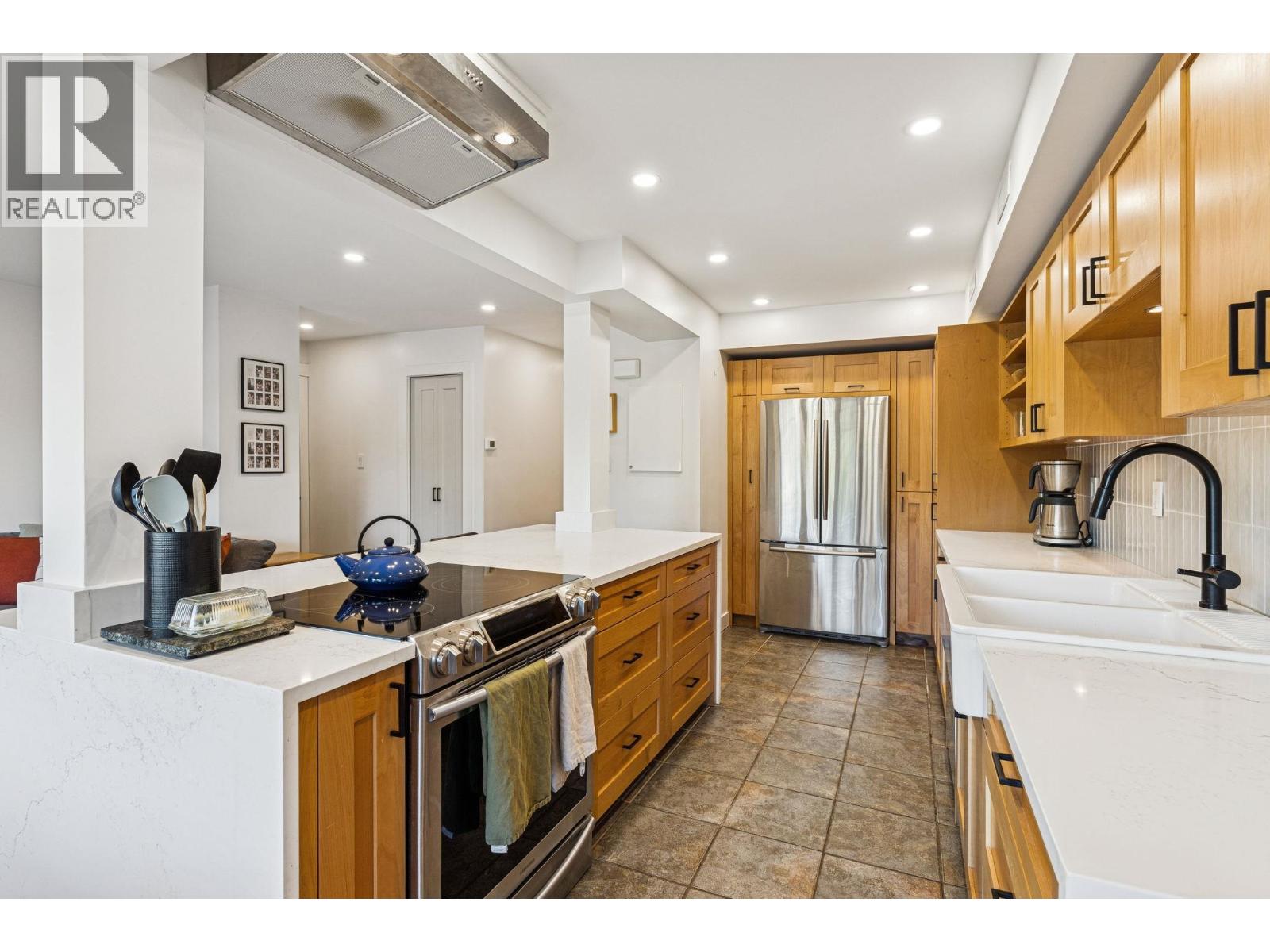 1053 OLD LILLOOET ROAD