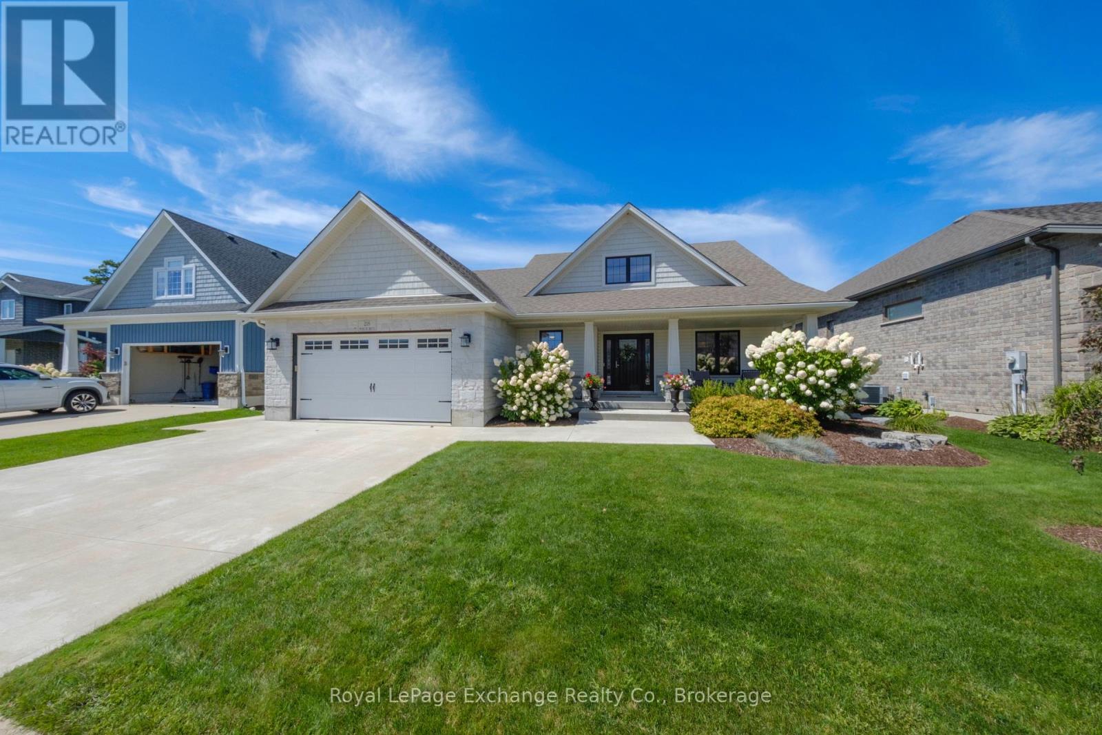 218 WIECK BOULEVARD