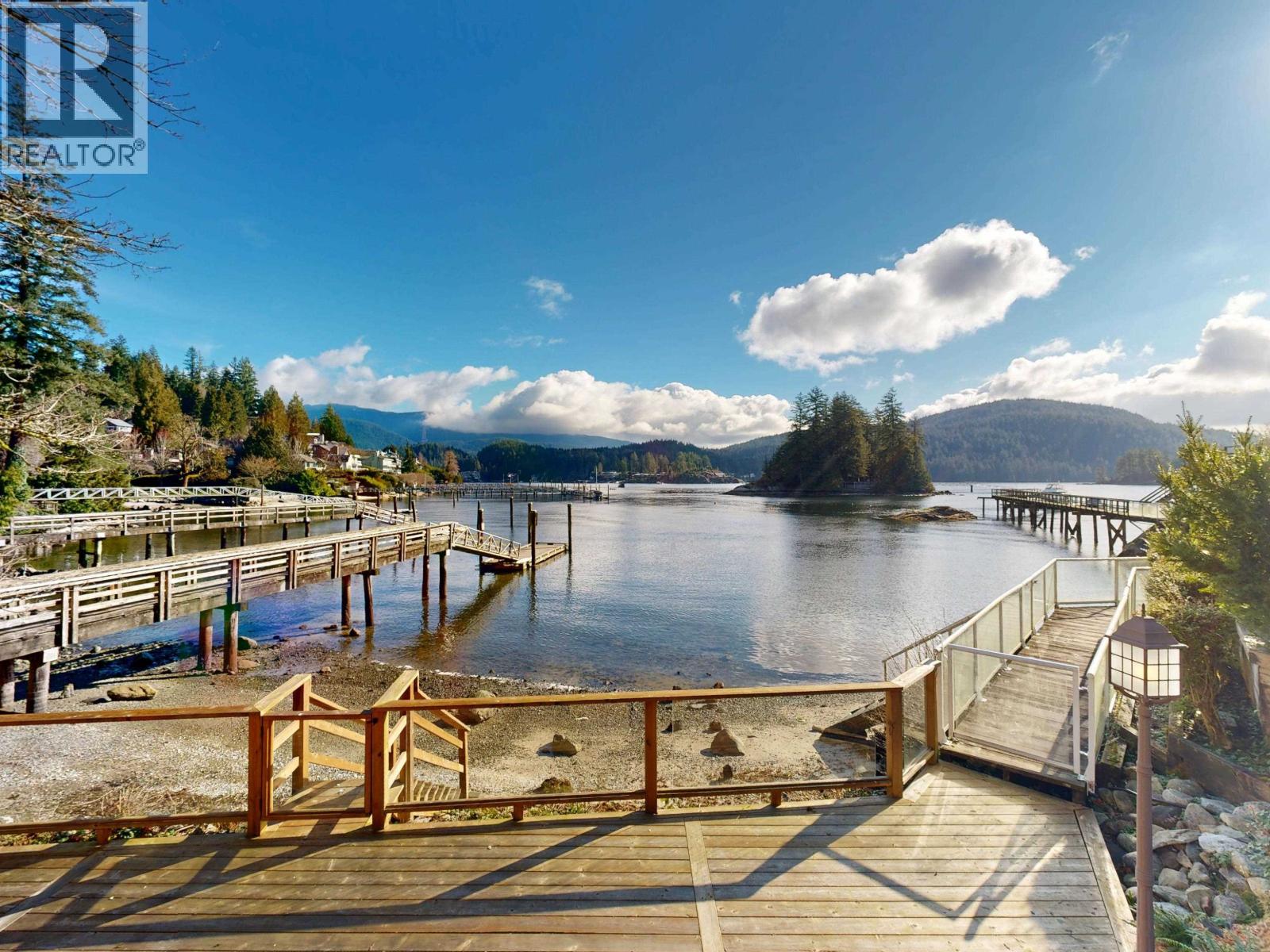 4545 STRATHCONA ROAD