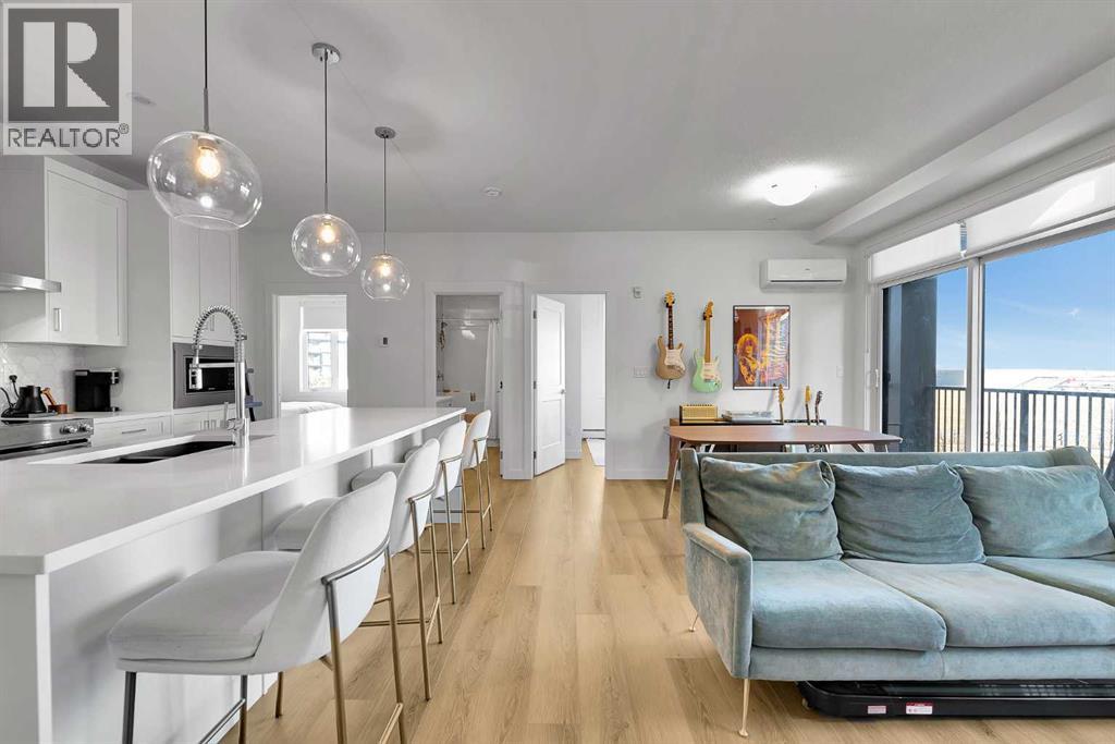 2216, 200 Seton Circle SE