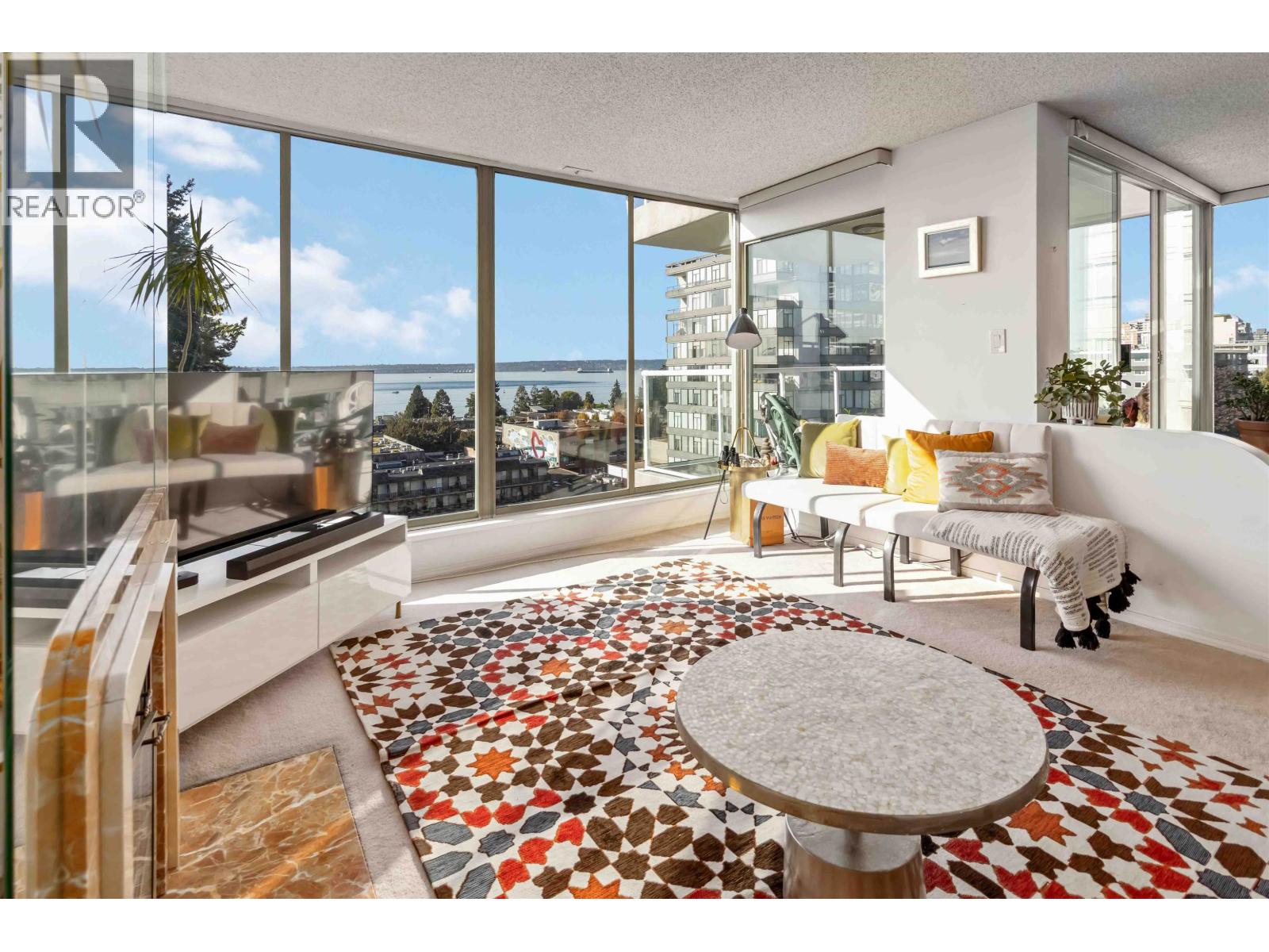 802 1455 DUCHESS AVENUE