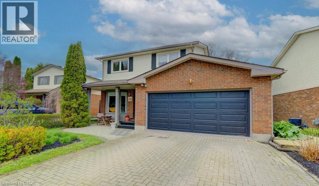 108 CLEARWATER Crescent