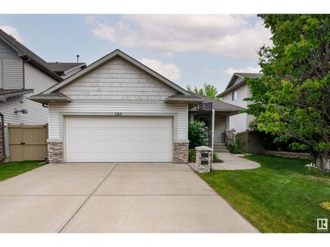 183 RIDGEHAVEN CR Sherwood Park AB T8H1S8
